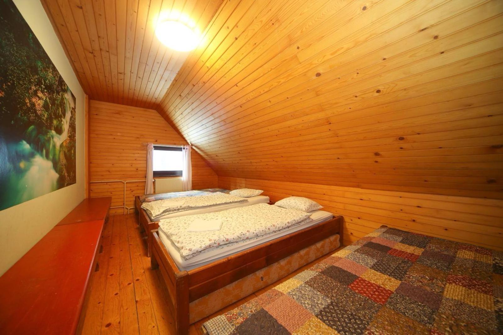 Planinska Koca Na Gozdu Hotel Kranjska Gora Buitenkant foto