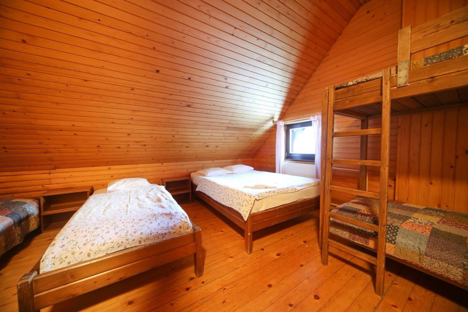 Planinska Koca Na Gozdu Hotel Kranjska Gora Buitenkant foto