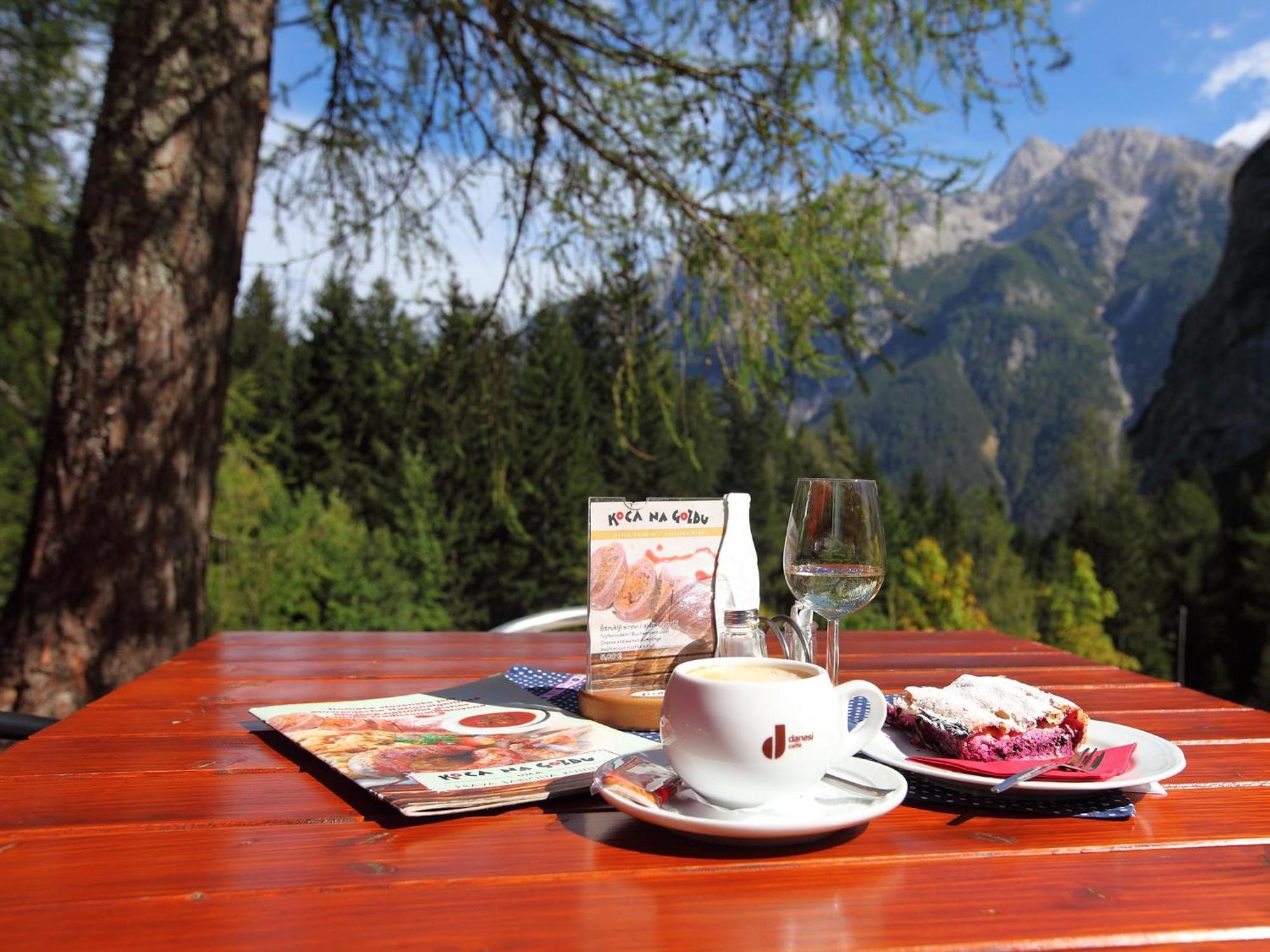 Planinska Koca Na Gozdu Hotel Kranjska Gora Buitenkant foto