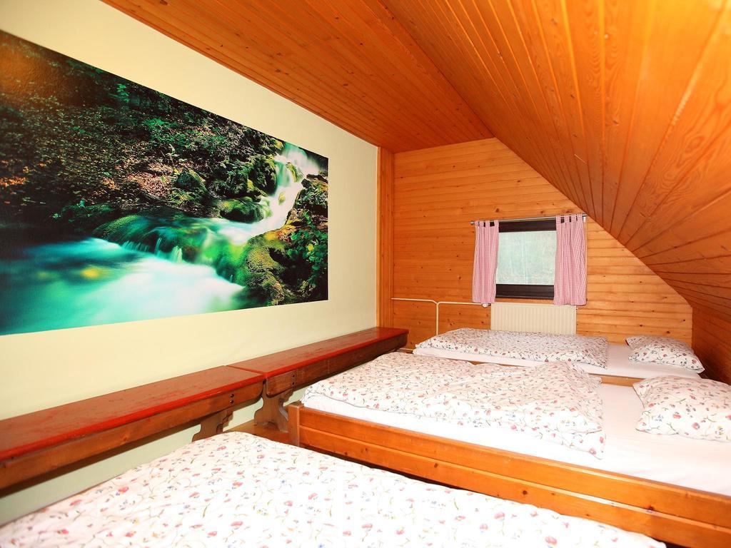 Planinska Koca Na Gozdu Hotel Kranjska Gora Buitenkant foto