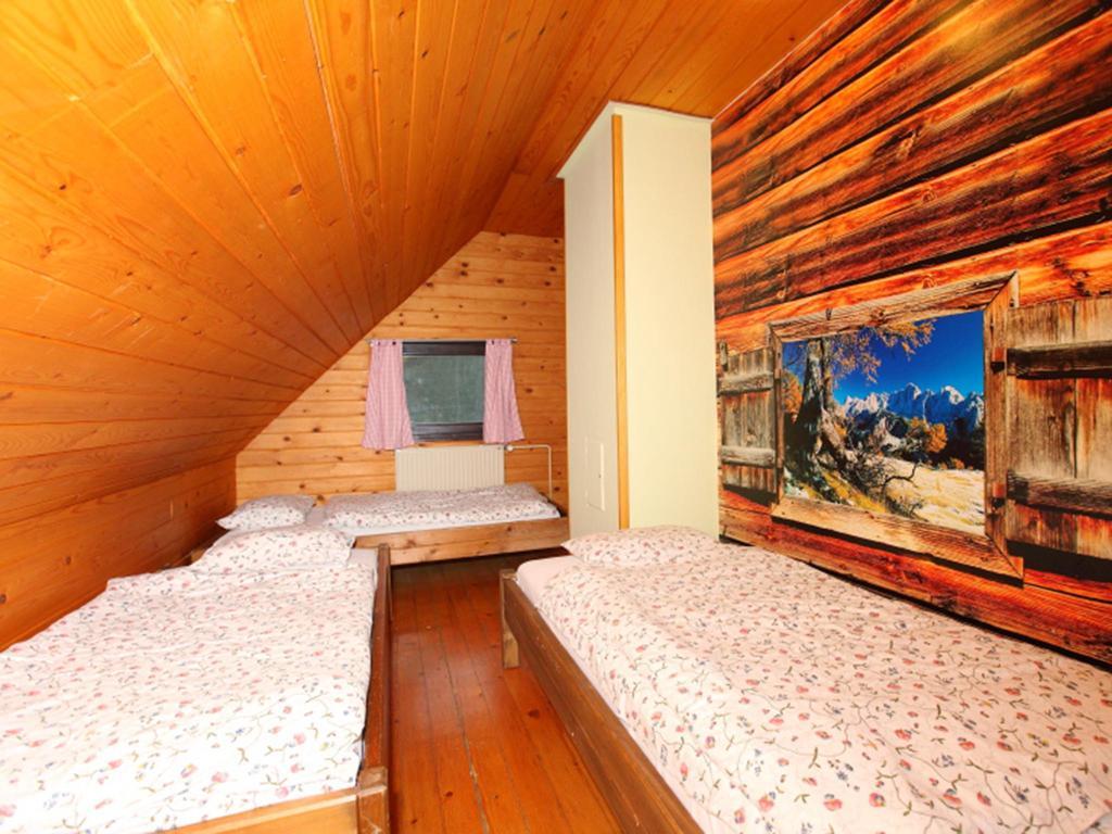 Planinska Koca Na Gozdu Hotel Kranjska Gora Buitenkant foto