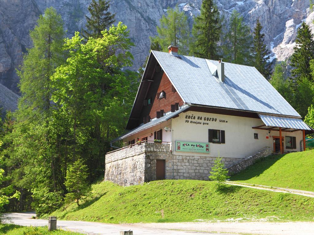Planinska Koca Na Gozdu Hotel Kranjska Gora Buitenkant foto