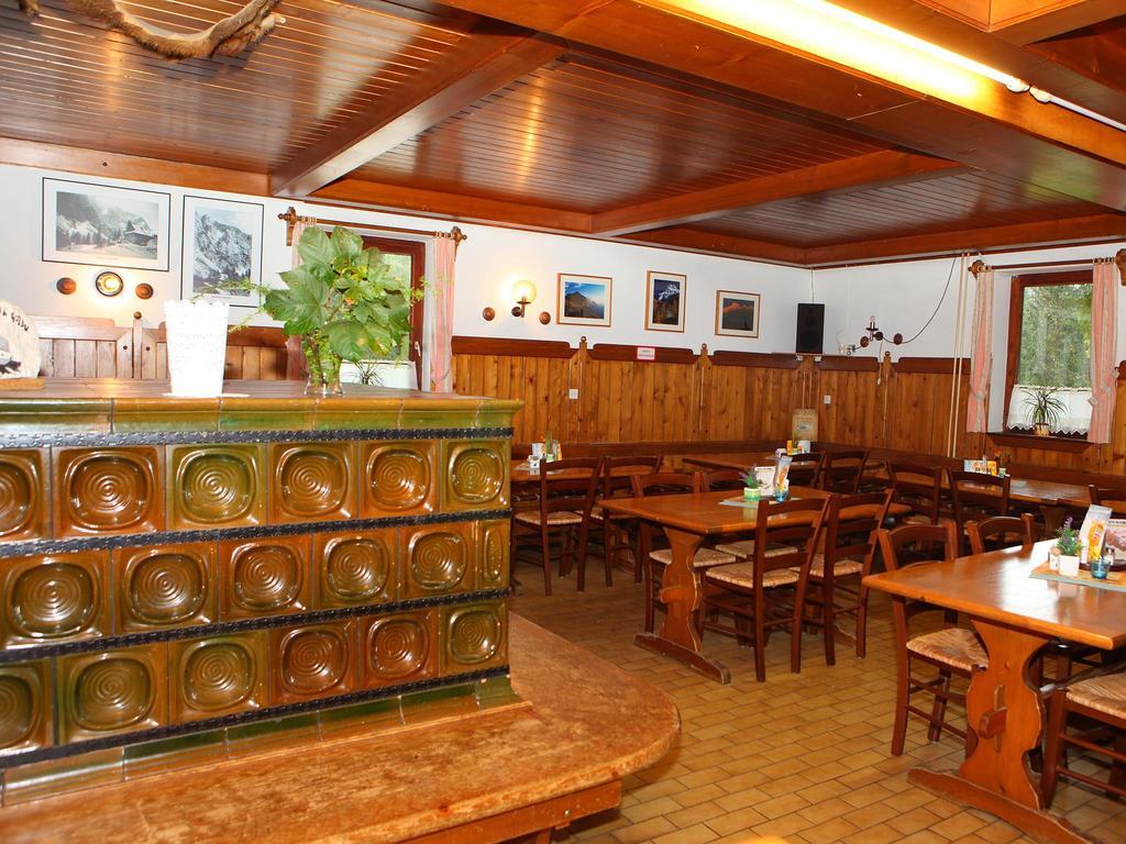 Planinska Koca Na Gozdu Hotel Kranjska Gora Buitenkant foto