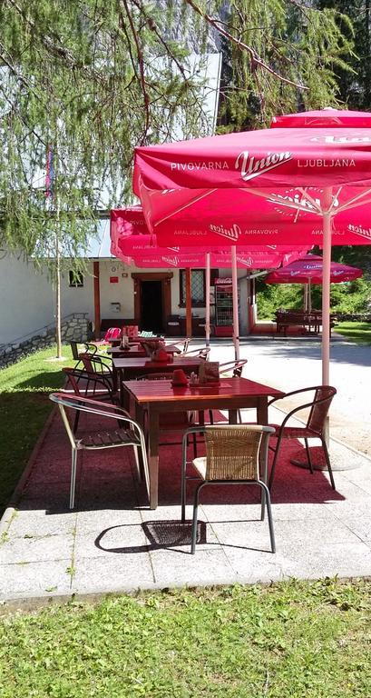 Planinska Koca Na Gozdu Hotel Kranjska Gora Buitenkant foto